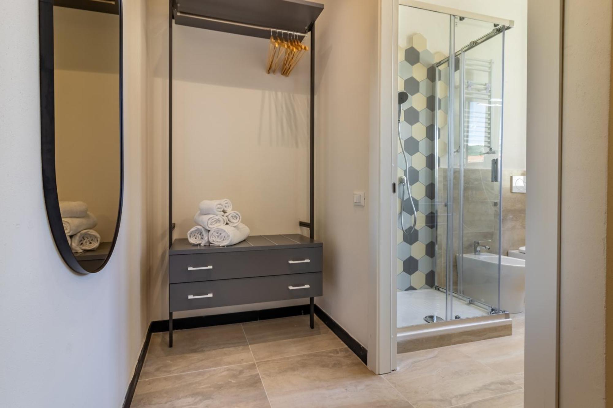 Oldoini Luxury Apartment And Suites 斯培西亚 外观 照片